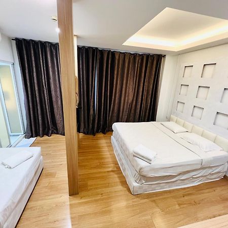 V Hotel Melaka Ngoại thất bức ảnh