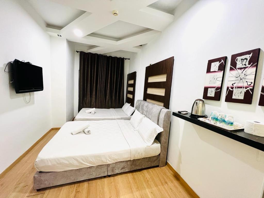 V Hotel Melaka Ngoại thất bức ảnh