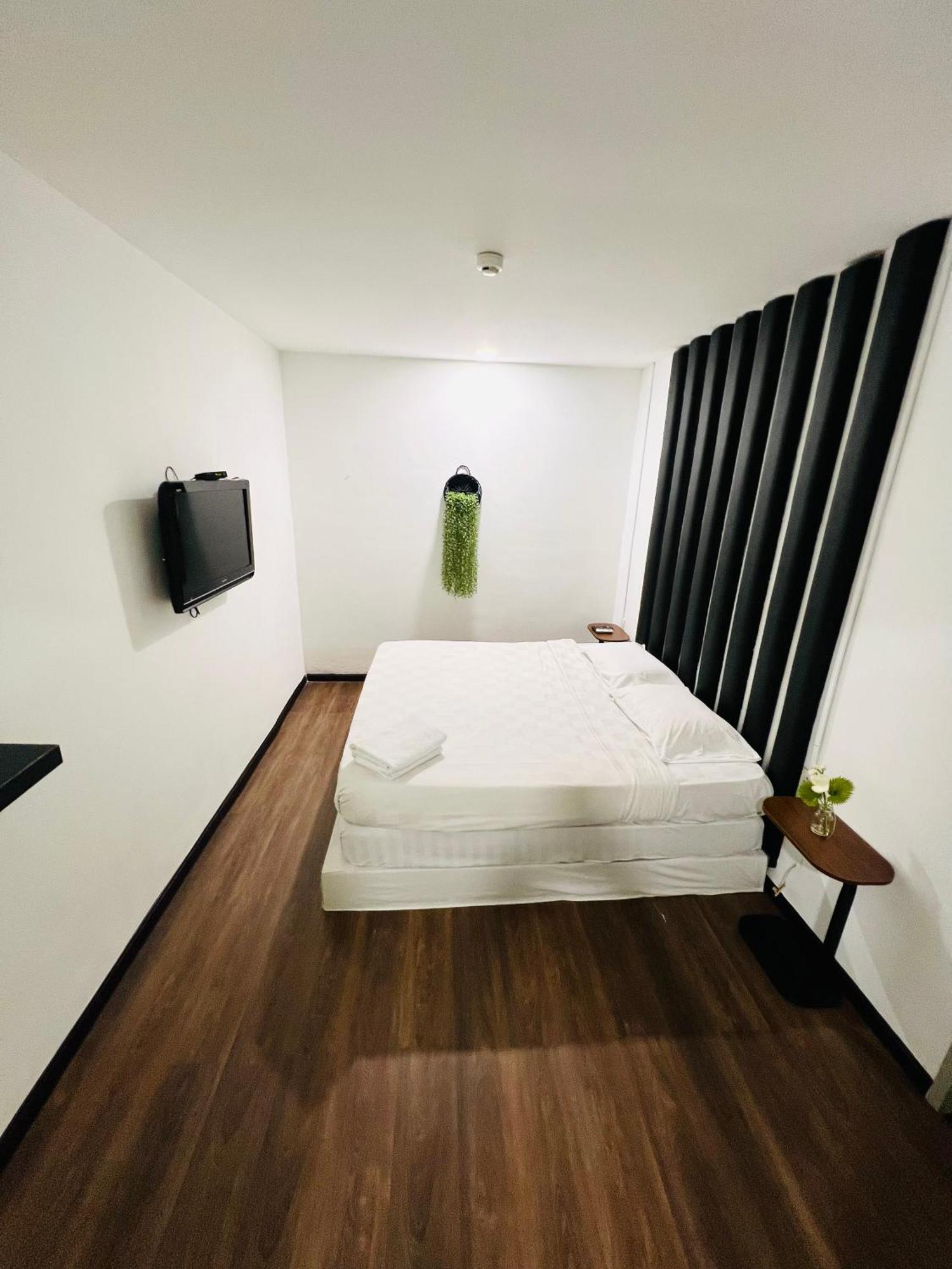 V Hotel Melaka Ngoại thất bức ảnh