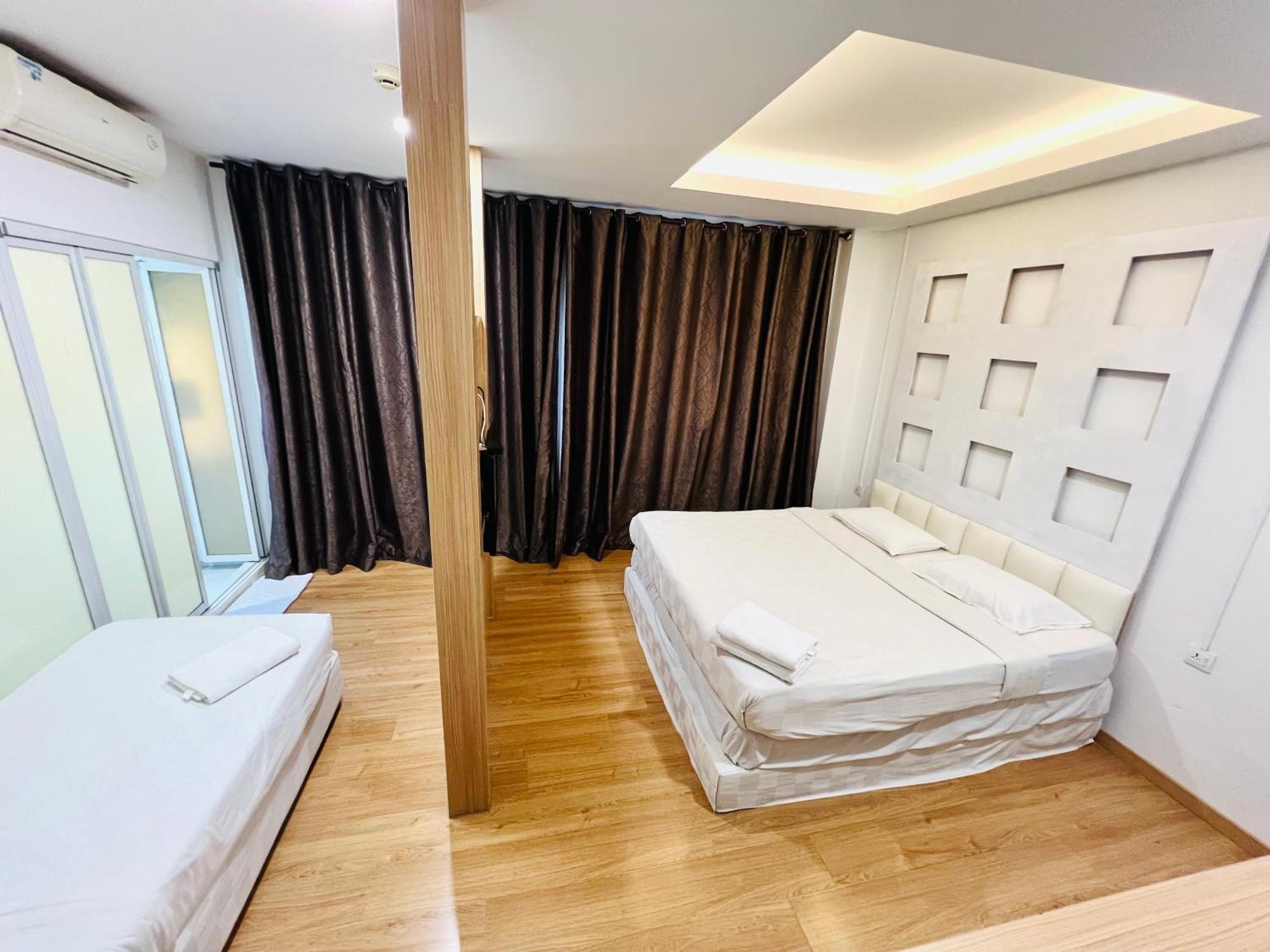 V Hotel Melaka Ngoại thất bức ảnh